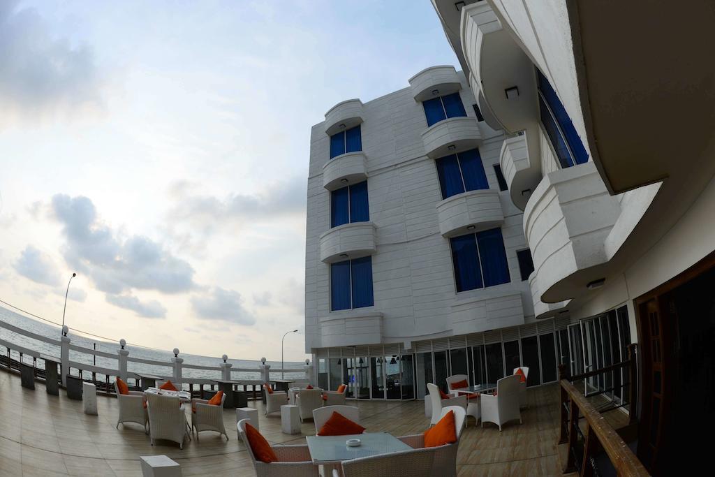 Lazaani Hotel Kolombo Exteriér fotografie