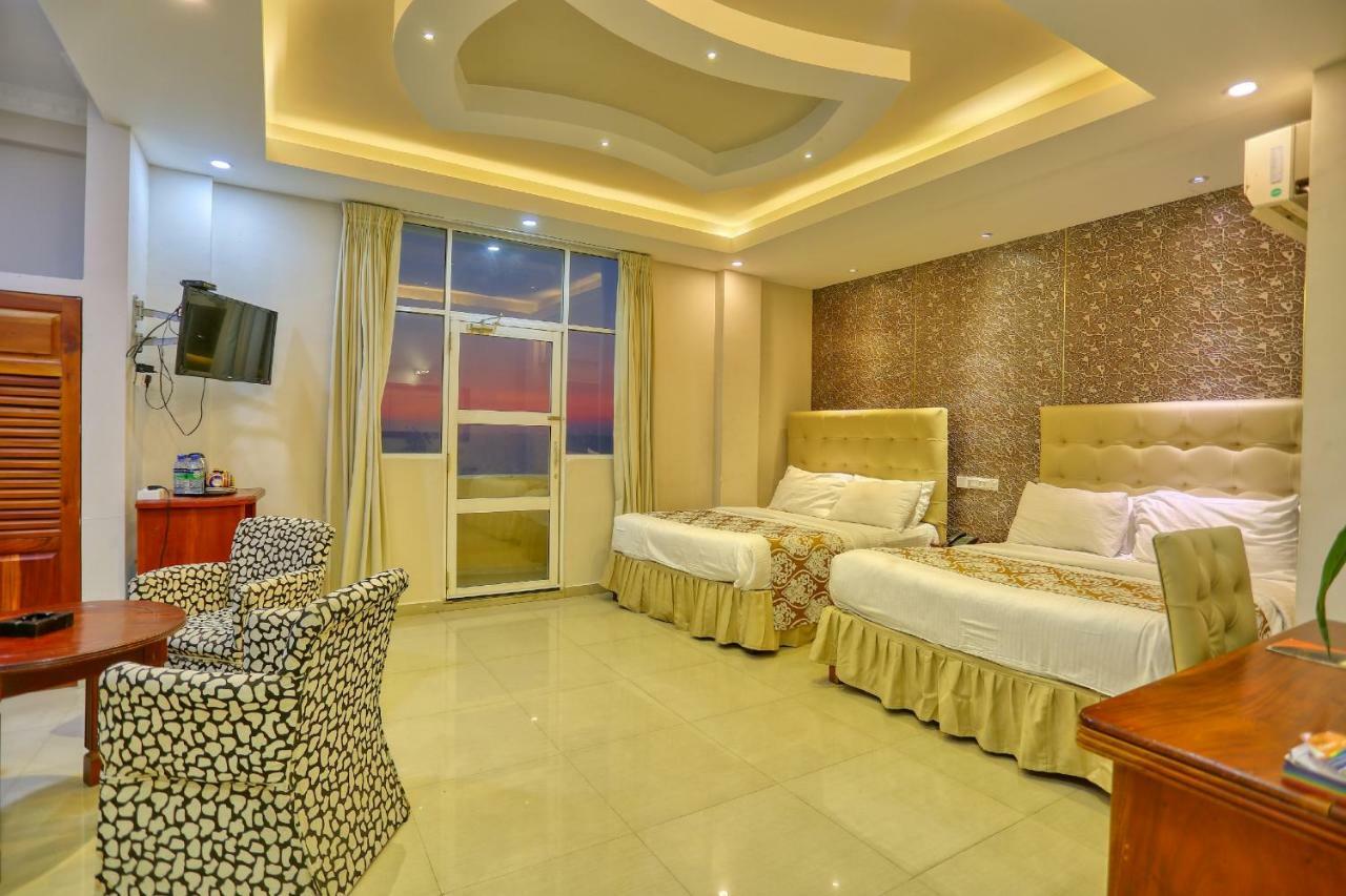 Lazaani Hotel Kolombo Exteriér fotografie