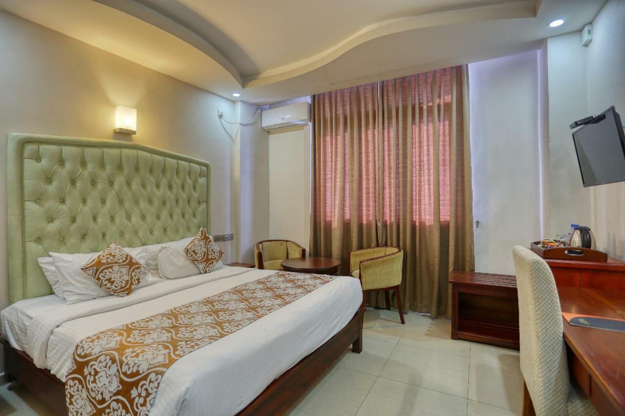 Lazaani Hotel Kolombo Exteriér fotografie