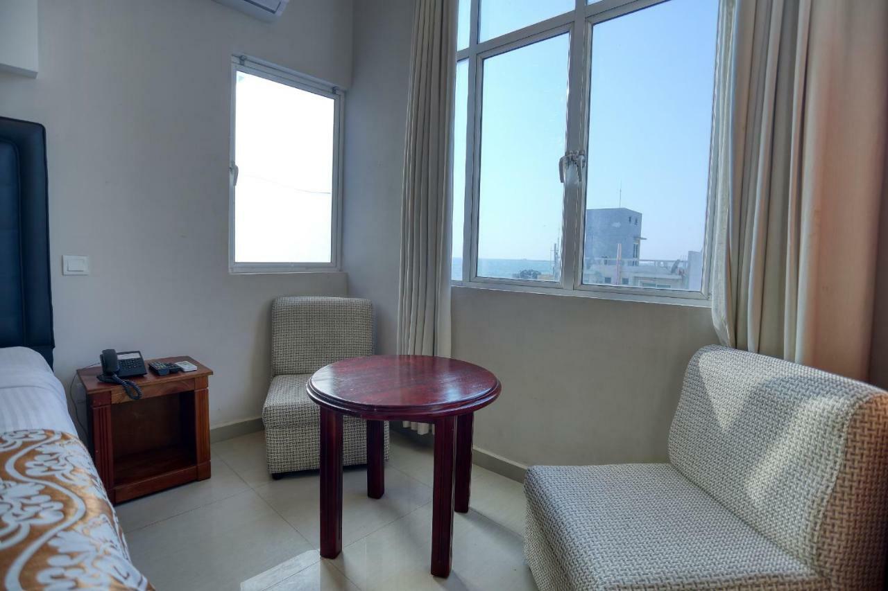 Lazaani Hotel Kolombo Exteriér fotografie